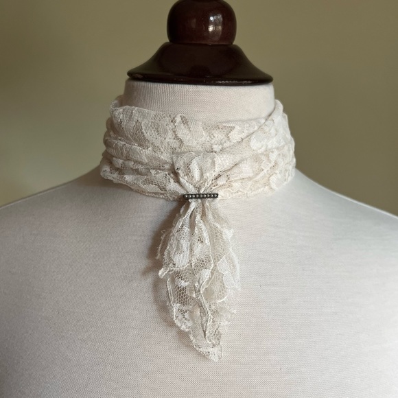 Seed Pearl Bar Pin, Miniature Lingerie Pin, Lace Pin, Signed - Picture 4 of 13